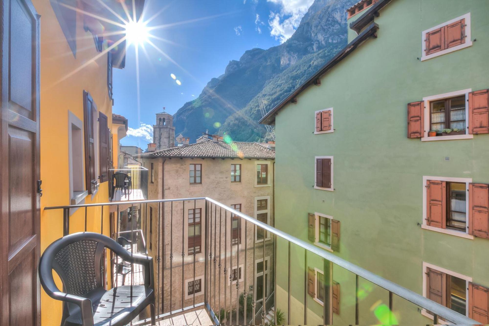 Casa Alpino - Happy Rentals Riva del Garda Eksteriør bilde